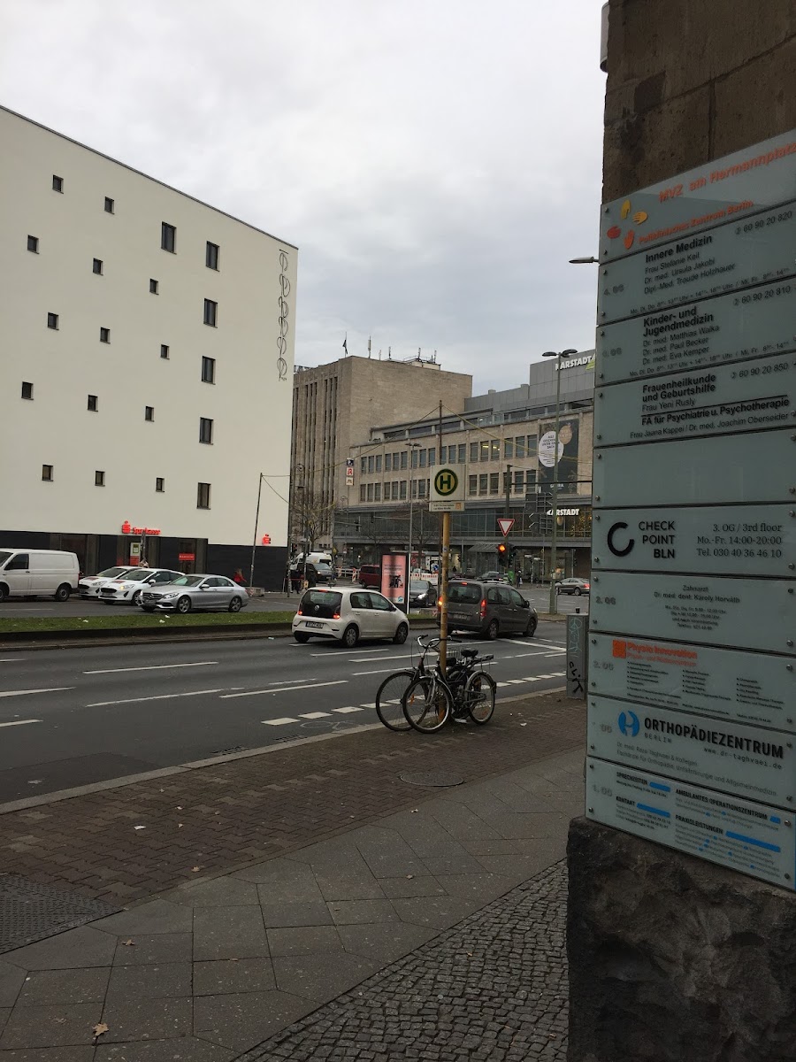 Außenansicht am Hermannplatz